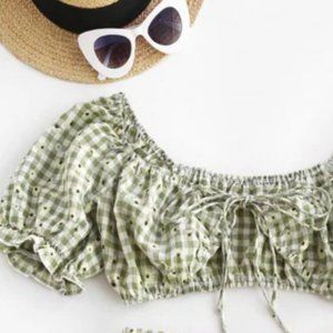 NWT Zaful Daisy Gingham Puff Sleeve Crop Top